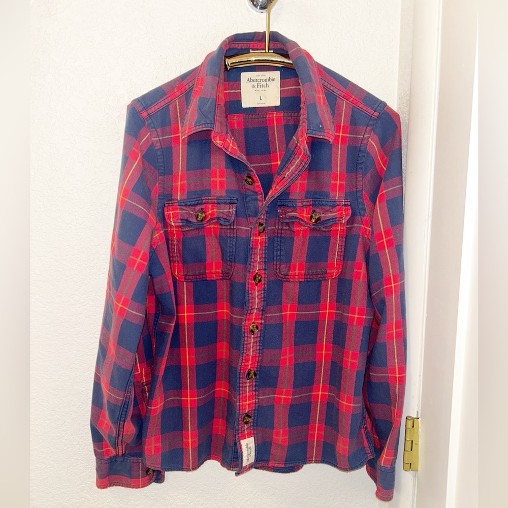 ABERCROMBIE & Fitch The Muscle Button down Flannel shirt in Red & Blue SZ: L